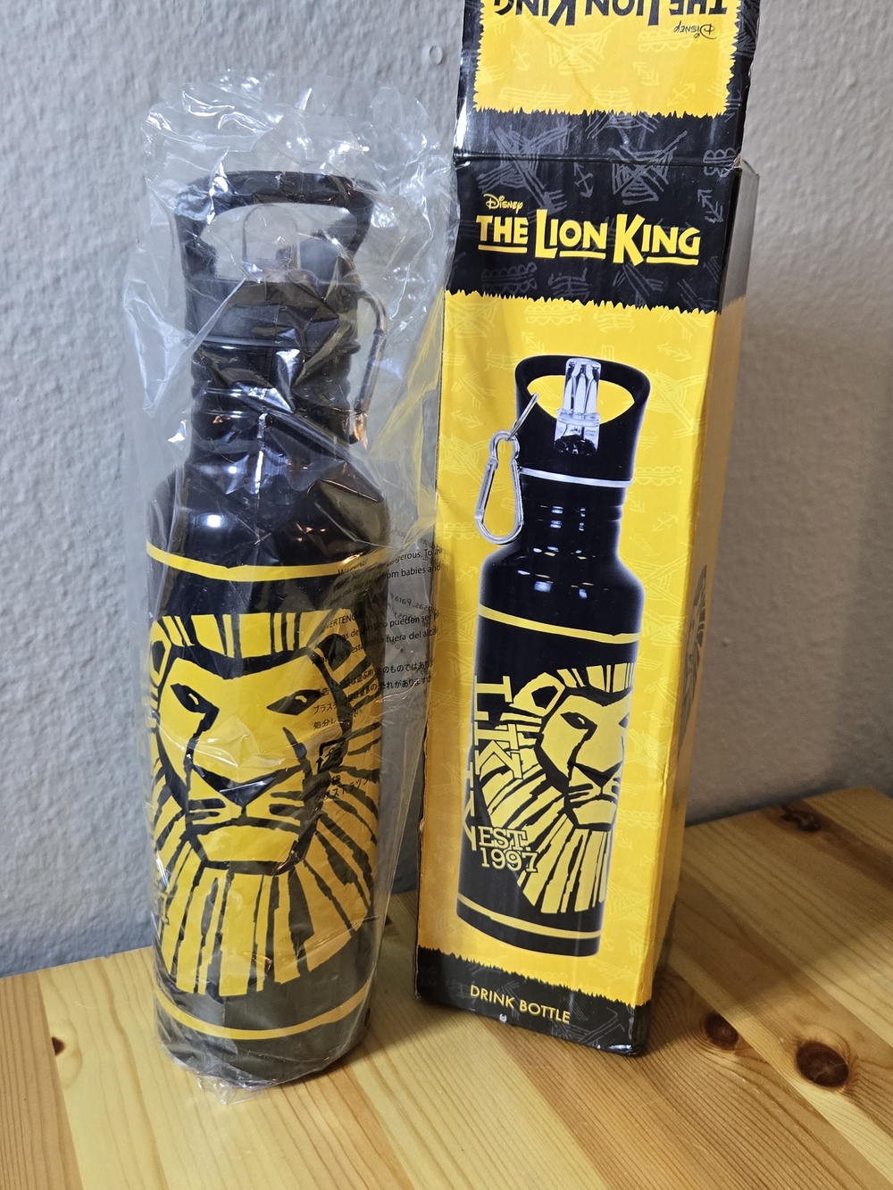 Disney The Lion King Yellow & Black Stainless Steel Drink Bottle